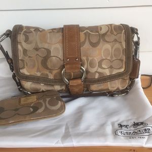 Coach Signature handbag